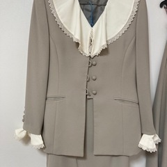☆【お値引き】【11Rサイズ】レディーススーツ3点セット☆美品の画像