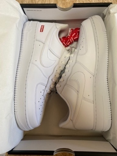 NIKE supreme エアフォース1 ホワイト　28センチ