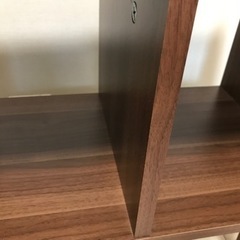 【"見せる"収納棚】★美品‼︎4つ足が可愛いお洒落棚★の画像