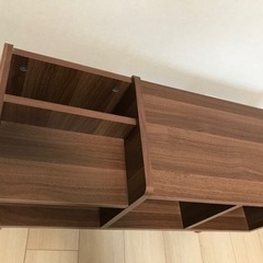 【"見せる"収納棚】★美品‼︎4つ足が可愛いお洒落棚★の画像
