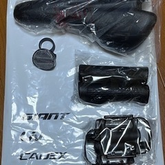 【付属品1.3万円分】GIANT必ず説明をお読みください【室内保管美品】【未使用部品あり】【２回120km走行】ESCAPE R3 サイズS 