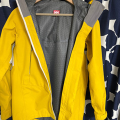 ヘリーハンセン　マウンテンパーカの画像