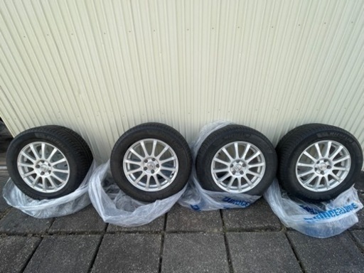 早い者勝ち❗️またまた値下げ❗️ミシュランスタッドレス225/65/17  日産純正アルミホイールのセット