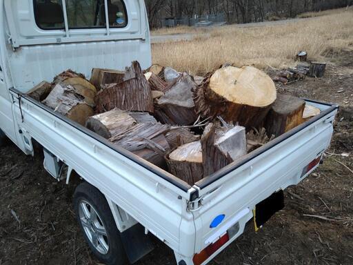 激安！薪の材料！40cmの丸太！