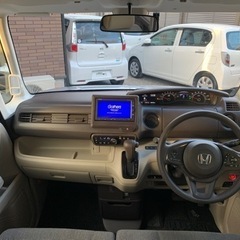 総額！車検2年H29年式　ホンダ　N-BOX ホンダセンシングの画像