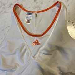 adidas スポーツ　ウエアーの画像