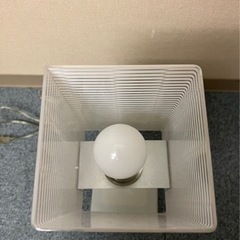 四角間接照明の画像