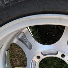 値下げ  ジムニアルミホイールとスタッドレスタイヤ付き4本セット175/80R16の画像