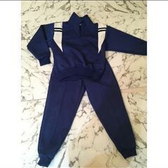 松山市内　小学校　体操服　美品140　男児