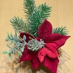 テーブルサイズのクリスマスデザインの飾りの画像