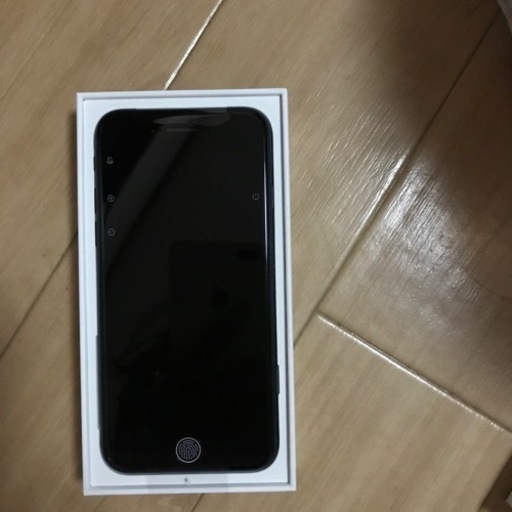 IPhoneSE 64GB 第３世代