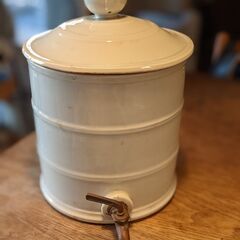 古い陶器のウォータージャグ　昭和レトロ　保存容器　ガーデニング