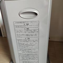 CORONA石油ファンヒーターの画像