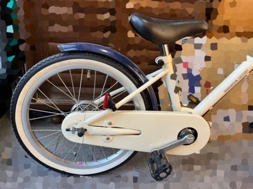 18インチ 子供 自転車 中古 補助輪つき(外した状態)