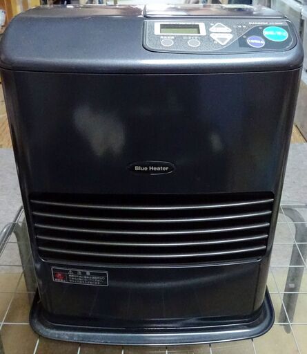 ダイニチの石油ファンヒーター（点検整備済）8～10畳用