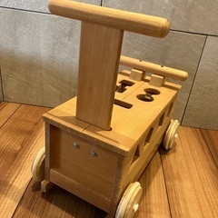 森のパズルバス　MOCCO 平和工業　知育玩具　乗り物　積み木の画像
