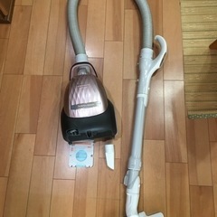 パナソニックの掃除機　紙パック式
