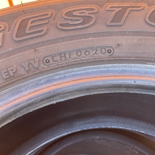 デリカ　夏タイヤ　215/70r16 ブリヂストン　デューラー