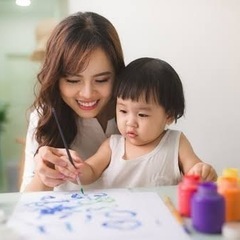 外国の方や海外に留学してた方など子供と遊んでいただけませんか?