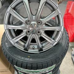 【新品】ハイトワゴン向けスタッドレスタイヤ　アルミホイールセット　１５５／６５Ｒ１４　１台分の画像