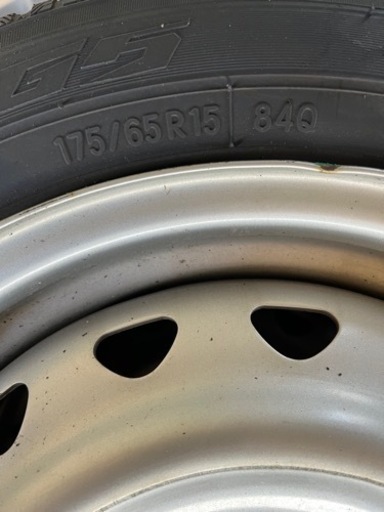 【完売御礼】履き替え作業込　175/65R15 スタッドレスタイヤ4本セット　アクア・ヴィッツ・スイフト等