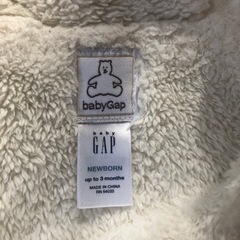 寒さ対策に　ＧＡＰ　かわいいカバーオール　3monthの画像