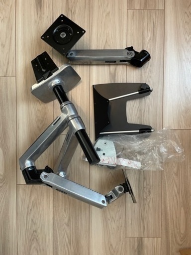 エルゴトロン LX デスクマウント デュアル モニターアーム 縦/横型 アルミニウム