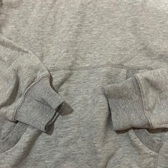 Confirm メンズパーカーの画像