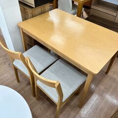4人用ダイニングセット チェア2脚＆ベンチタイプ ニトリ 定価32800円 キッチン家具?自社配送時?代引き可?※現金、クレジット、スマホ決済対応※【送料に設置込】