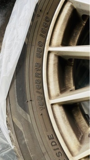 【値下げ‼︎】一年落ち美品　15インチ　YOKOHAMA IG60 185/65R15　スタッドレスタイヤ4本　ホイール付き