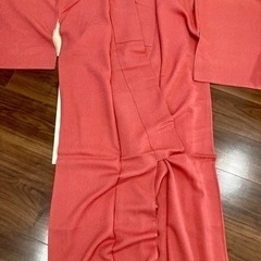未使用品　色留袖　しつけ糸付き　紋あり