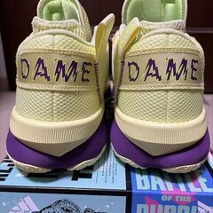adidas DAME8 / 28cm US10の画像