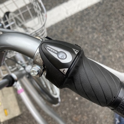 ★美品 26インチ 自転車 6段変速 オートライト シルバー サイクルベースあさひ カジュリーリラックス