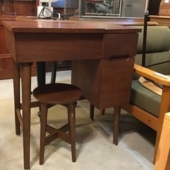 emo ドレッサー　化粧台　北欧スタイル　ウォールナット　化粧台　スツール　コンパクト　の画像