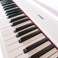 超美品 ヤマハ 電子ピアノピアジェーロ 操作問題なし ホワイト 台・移動袋・フットペダル付の画像