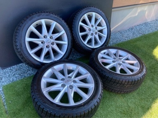 ご利用頂きましてありがとうございます！??プリウスα‼️トヨタ純正アルミ付きスタッドレス‼️215/50R17‼️??