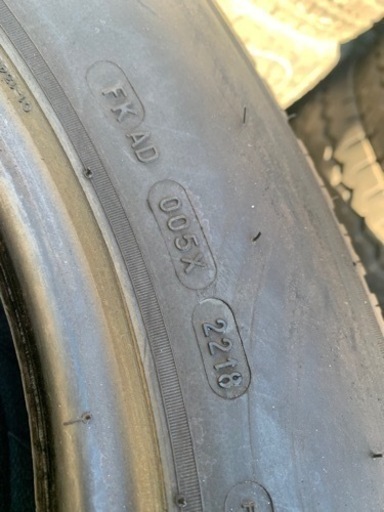 　205/70R16冬タイヤ