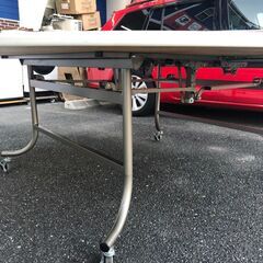 ▼値下げ▼【倉庫保管】折りたたみテーブル フライト式 ホテル 宴会 式場 パーティー レセプション用 幅200×70cm 定価90200円💳自社配送時🌟代引き可💳※現金、クレジット、スマホ決済対応※の画像