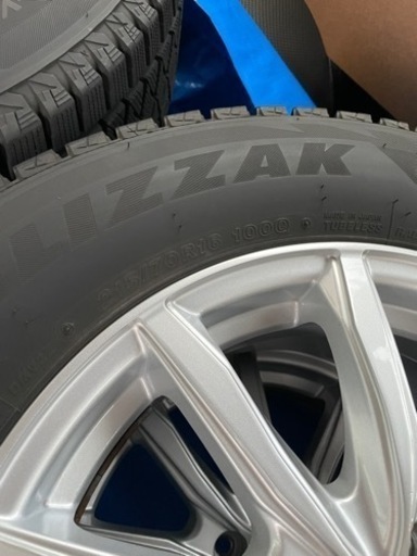 スタッドレスタイヤ　BRIDGESTONE