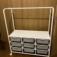 キッズハンガーラックの画像