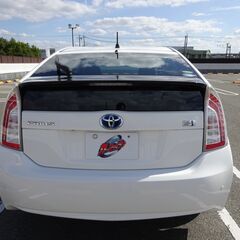 【自社ローン対応車】平成25年　プリウス　S　パールホワイトの画像