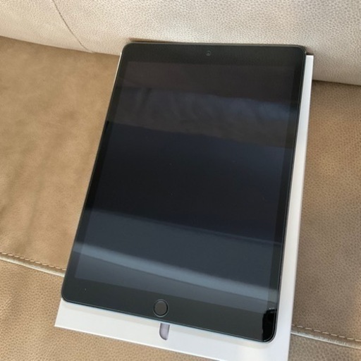 APPLE iPad 10.2インチ 第8世代 Wi-Fiモデル 128GB