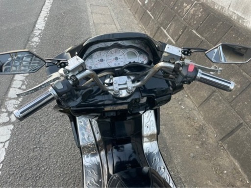 不動の人気カラー‼︎ 【YAMAHA マジェスティ】フルエアロブラックカスタム‼︎