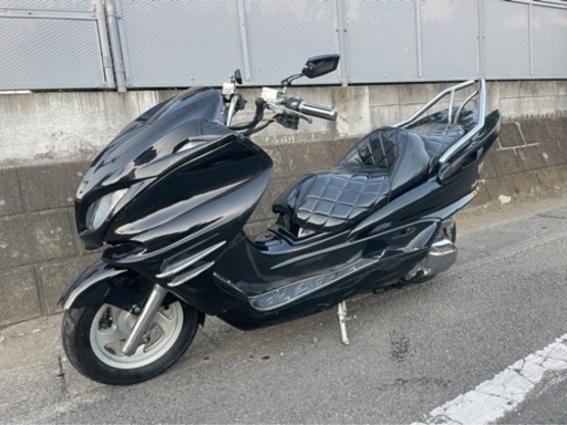 不動の人気カラー‼︎ 【YAMAHA マジェスティ】フルエアロブラックカスタム‼︎