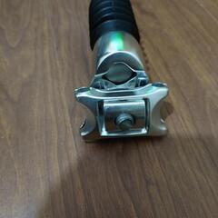 サスペンションシートポストの画像