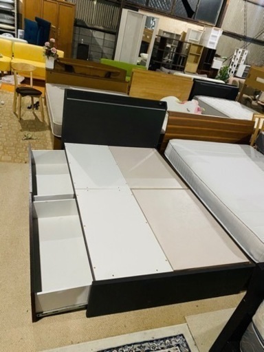 ?激安?ニトリセミダッブルベッド?マットレス付き?姫路市、加西市配達設置無料です?