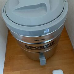 ◆すごい安い◆ ピーコック魔法瓶工業の9.5Lウォータージャグ/ステンレスキーパーの画像