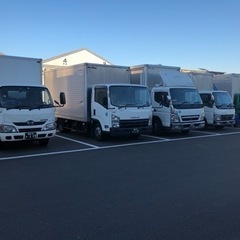 引越し  ドライバー 及び助手の画像