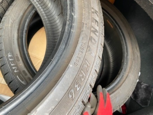 お話し中225/45R17スタッドレス