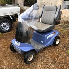 今月最終出品！アテックス　シニアカー